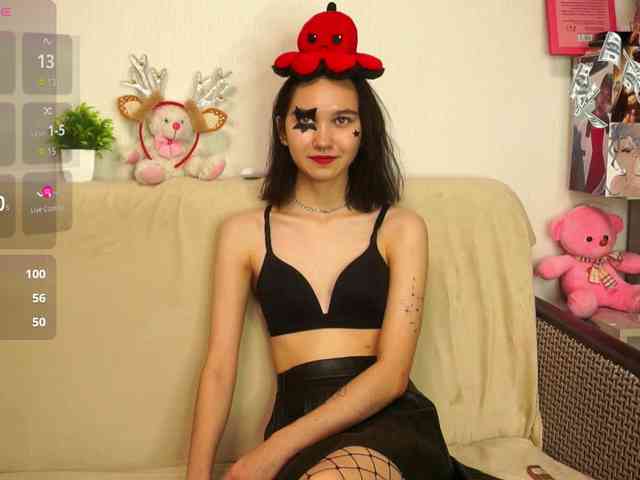 MollyHub69 webcam