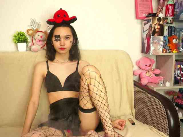 MollyHub69 webcam
