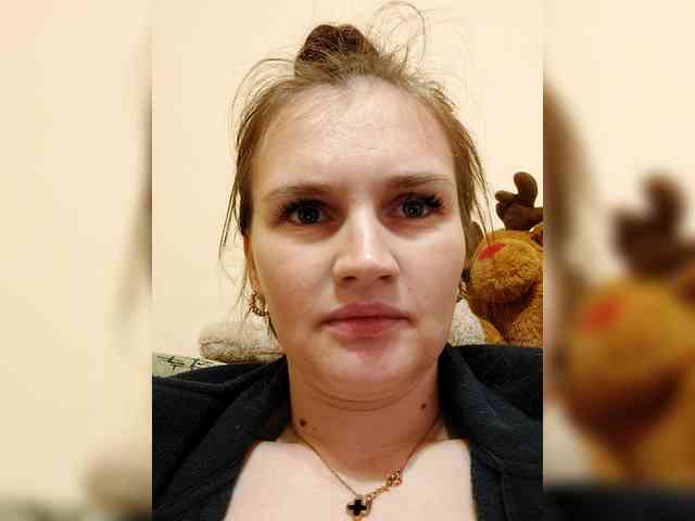 LisaLovHoney webcam