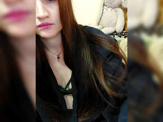 LisaLovHoney webcam