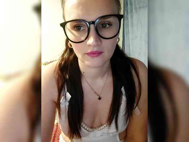 LisaLovHoney webcam