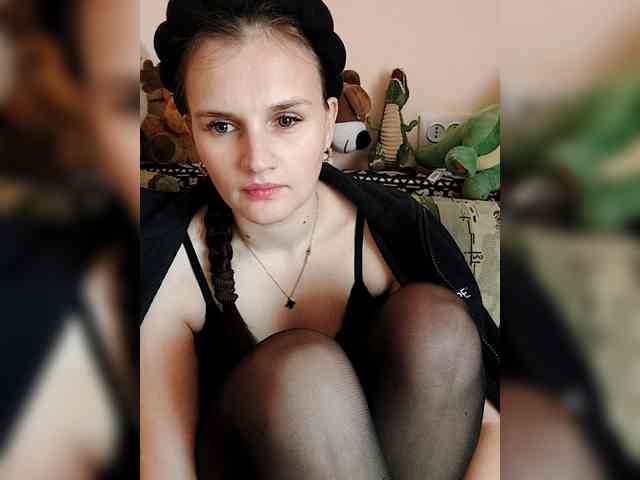 LisaLovHoney webcam