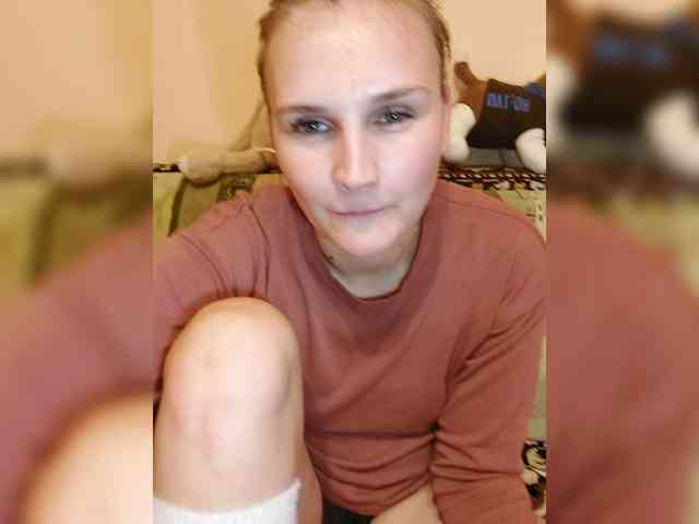 LisaLovHoney webcam