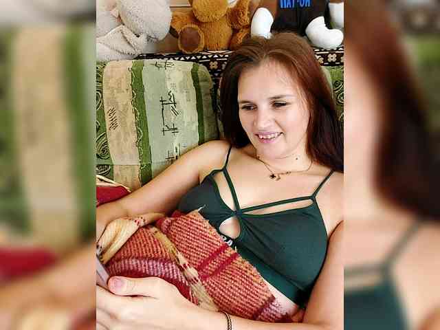 LisaLovHoney webcam