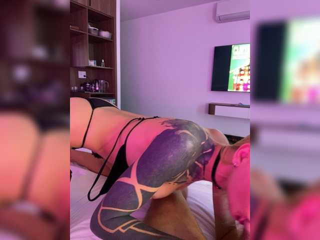 Vai a chattare su Twins666 Twins666