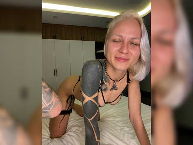 Entrez le videochat erotique avec le
modèle Twins666 Twins666