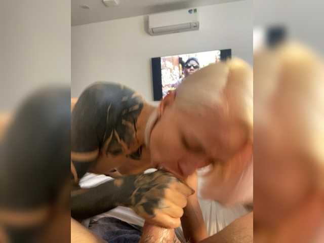 Vai a chattare su Twins666 Twins666