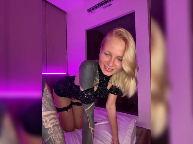 Accedi alla chat con il nickname Twins666 Twins666