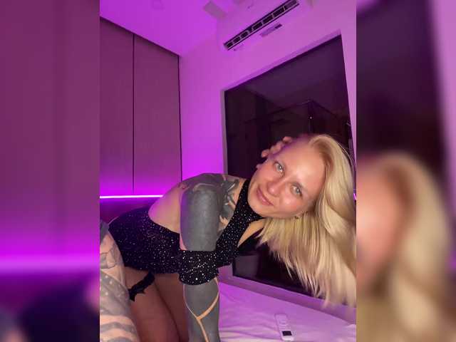 Entrez le videochat erotique avec le
modèle Twins666 Twins666