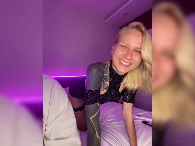 Accedi alla chat con il nickname Twins666 Twins666