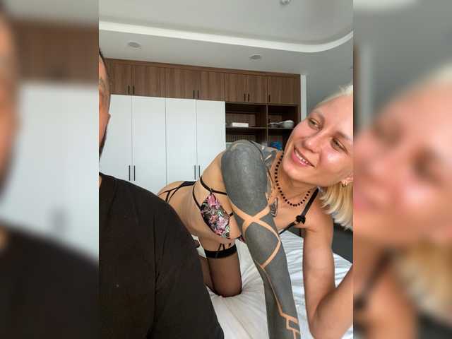 Entrez le videochat erotique avec le
modèle Twins666 Twins666