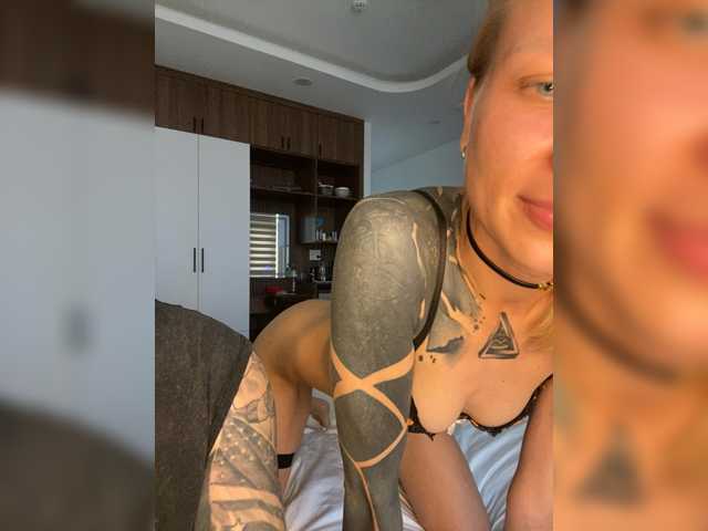 Entrez le videochat erotique avec le
modèle Twins666 Twins666