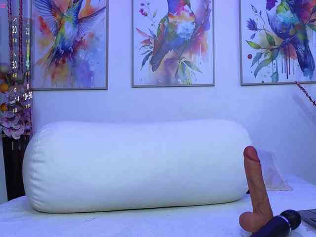 ScarletDesire webcam