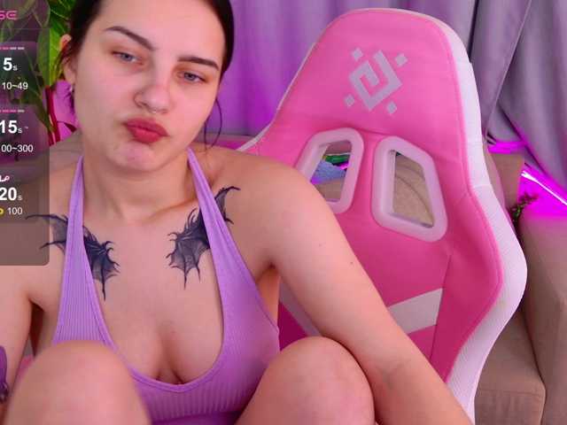 Vai a chattare su AngelBraun AngelBraun