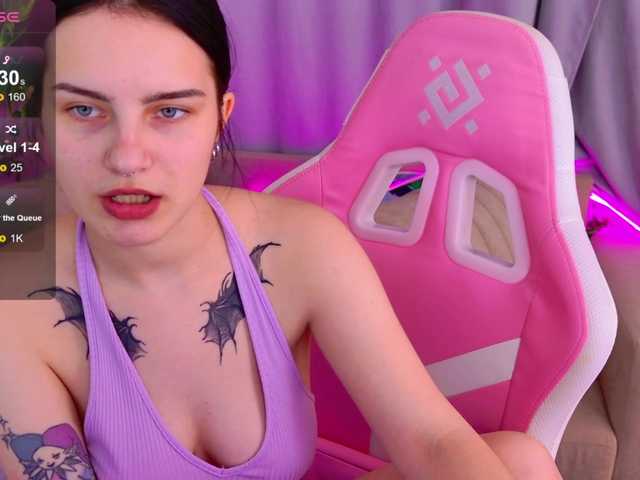 go to chat with AngelBraun