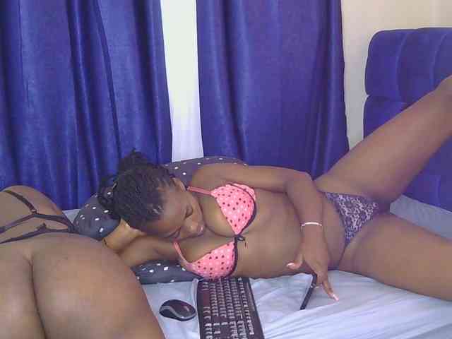 SweetMelons webcam