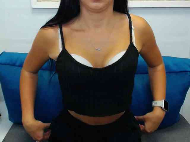 LuisaLove webcam