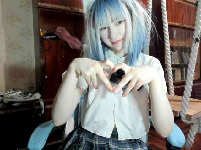 yoonhee-kiss webcam
