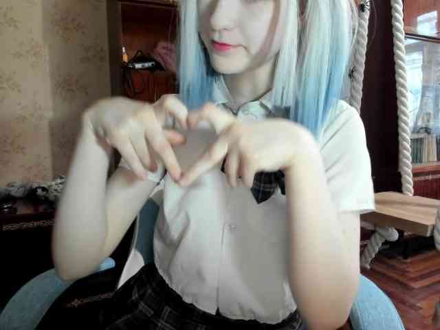 yoonhee-kiss webcam