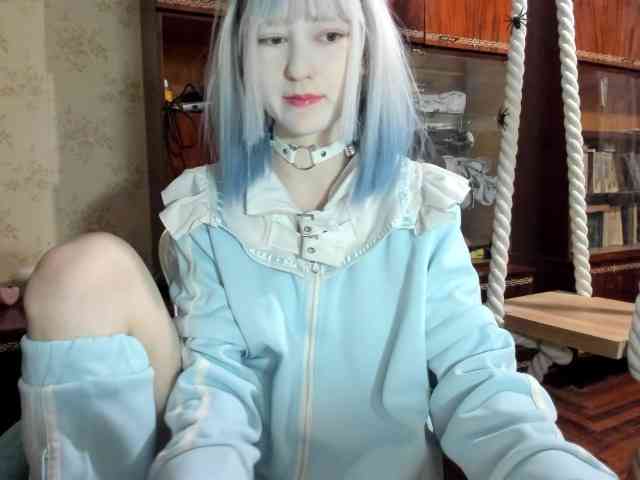 yoonhee-kiss webcam