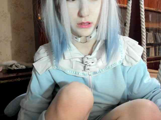 yoonhee-kiss webcam