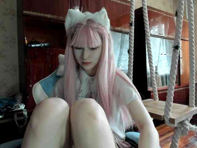 yoonhee-kiss webcam