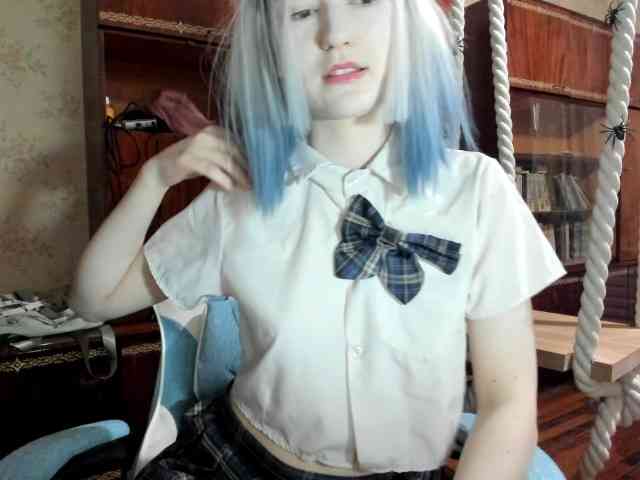 yoonhee-kiss webcam