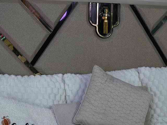 Sweet-Mishelle webcam