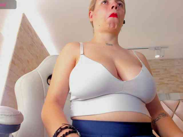 DorothyVegga webcam