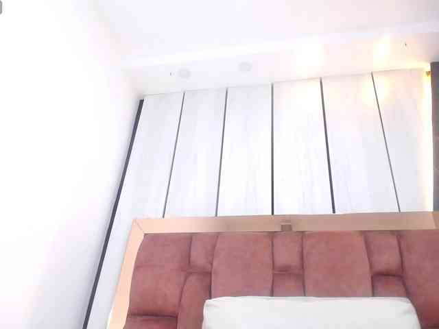 ShanonHughes webcam