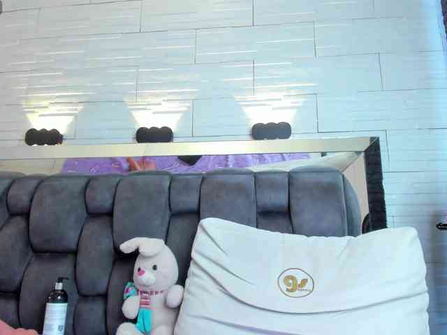 JadeHeartt webcam