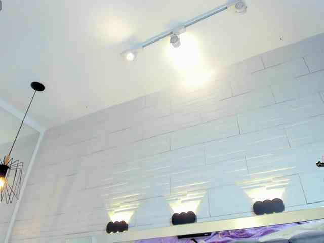 JadeHeartt webcam