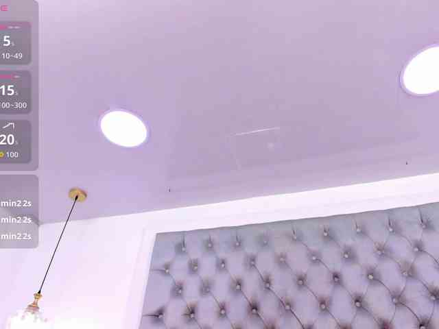 AaliyahBeller webcam