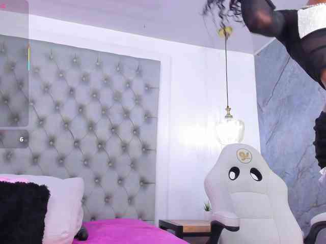 AaliyahBeller webcam