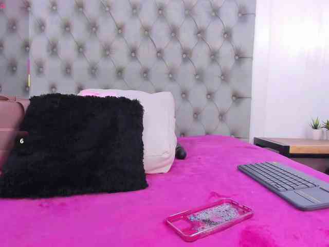 AaliyahBeller webcam