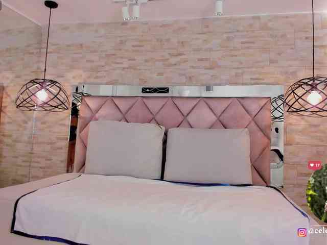 CeleneMidnight webcam