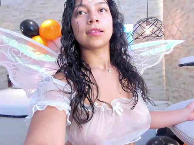 CeleneMidnight webcam