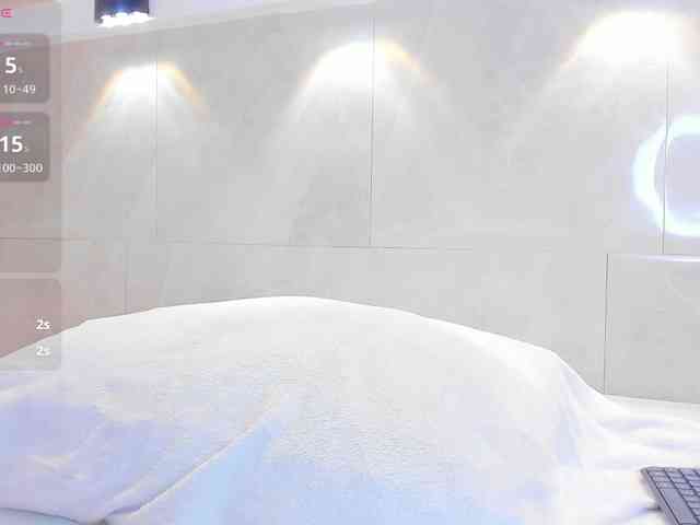 CeleneMidnight webcam