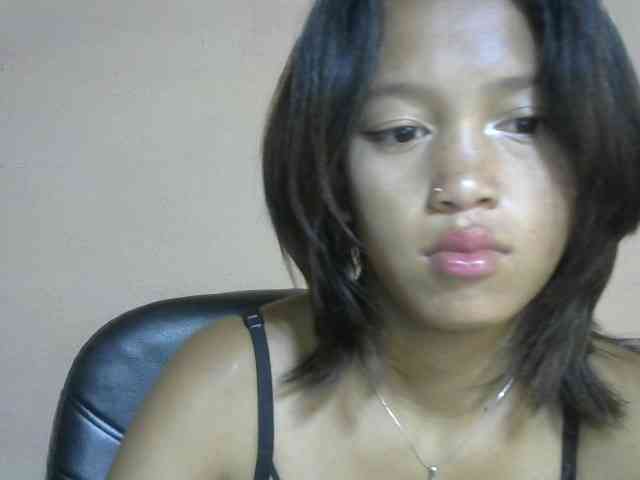 Laura1881 webcam