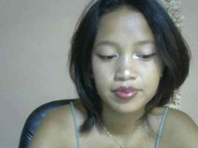 Laura1881 webcam