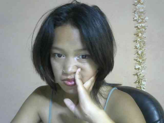 Laura1881 webcam