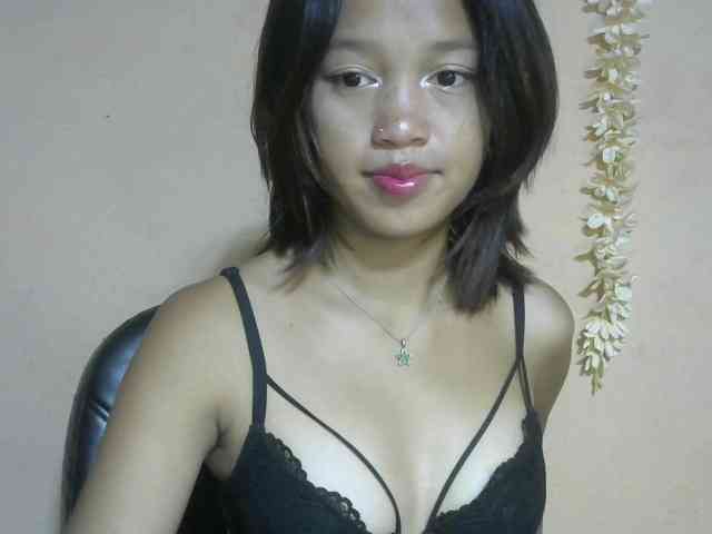Laura1881 webcam