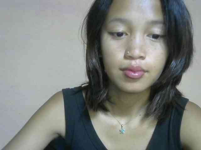 Laura1881 webcam