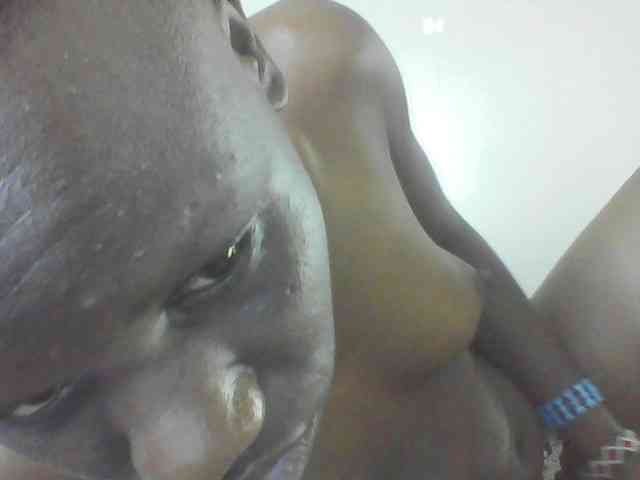 Petitegoddess webcam