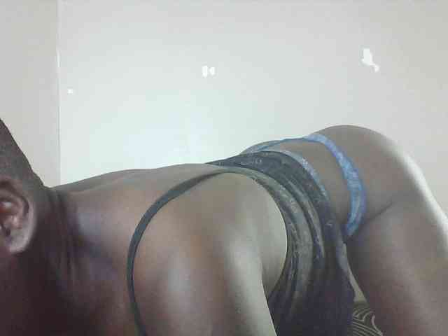 Petitegoddess webcam