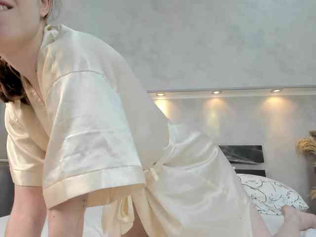 Camilla-Kelly webcam