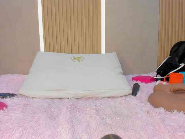 StephanySummer webcam