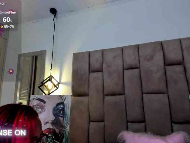 RavynRouge webcam