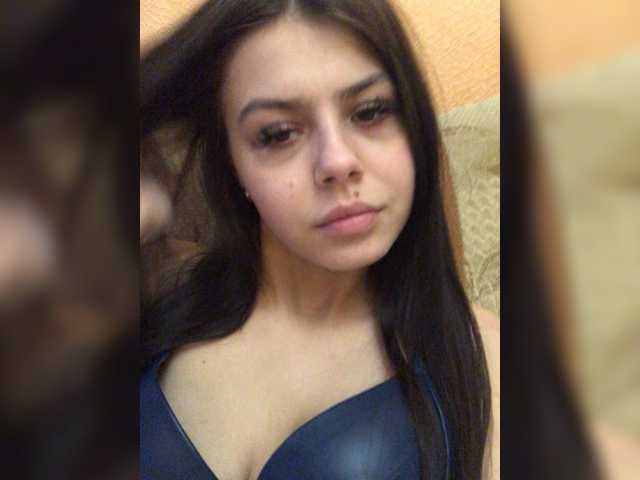 Accedi alla chat con il nickname SexyCouplea SexyCouplea