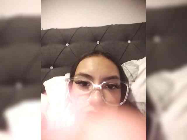 abriana-quintana webcam